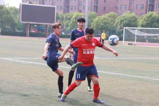 意甲-弗拉霍维奇拉比奥破门 尤文图斯2-2维罗纳